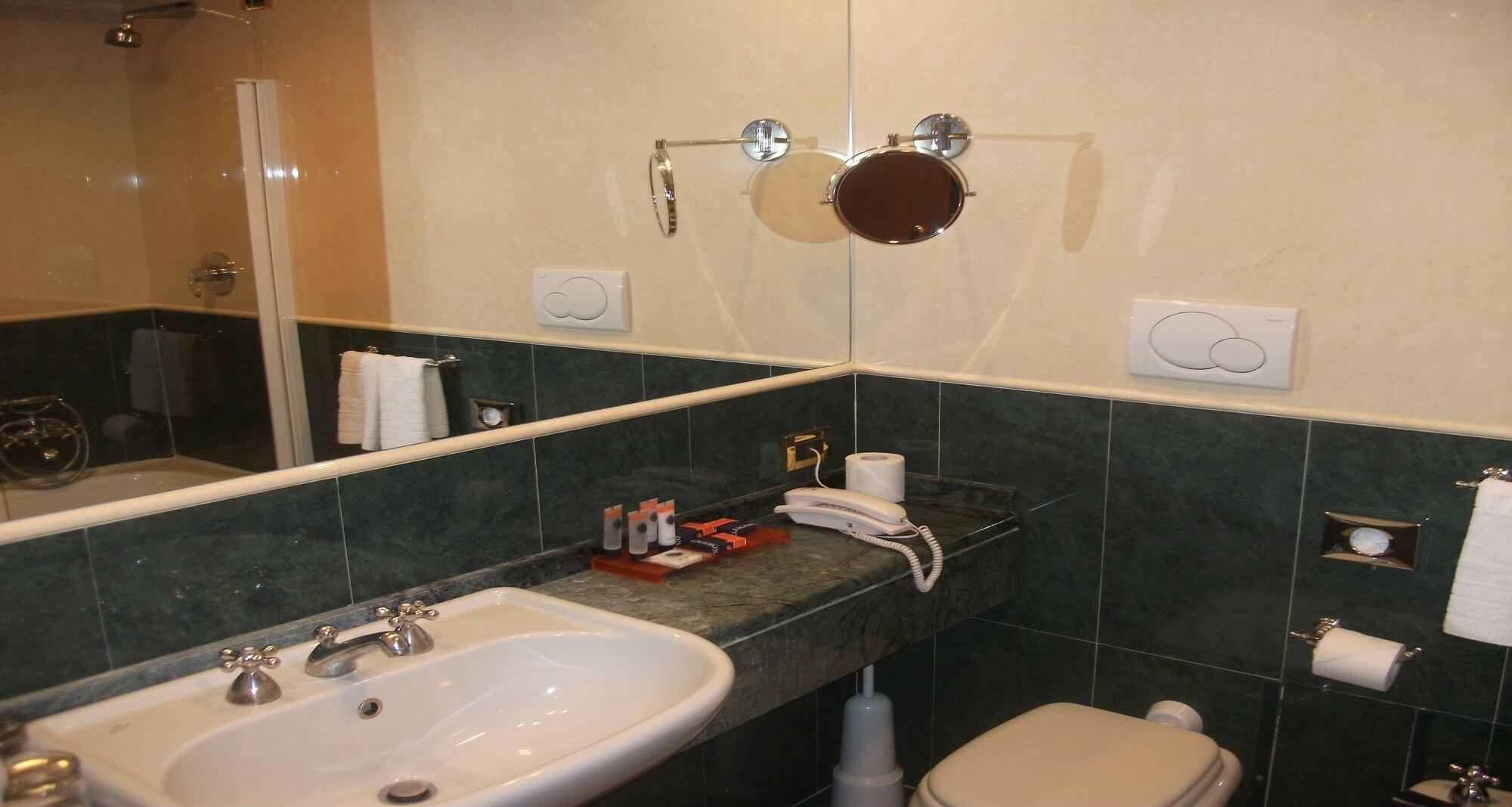 Nyx Hotel Rome By Leonardo Hotels Bagian luar foto