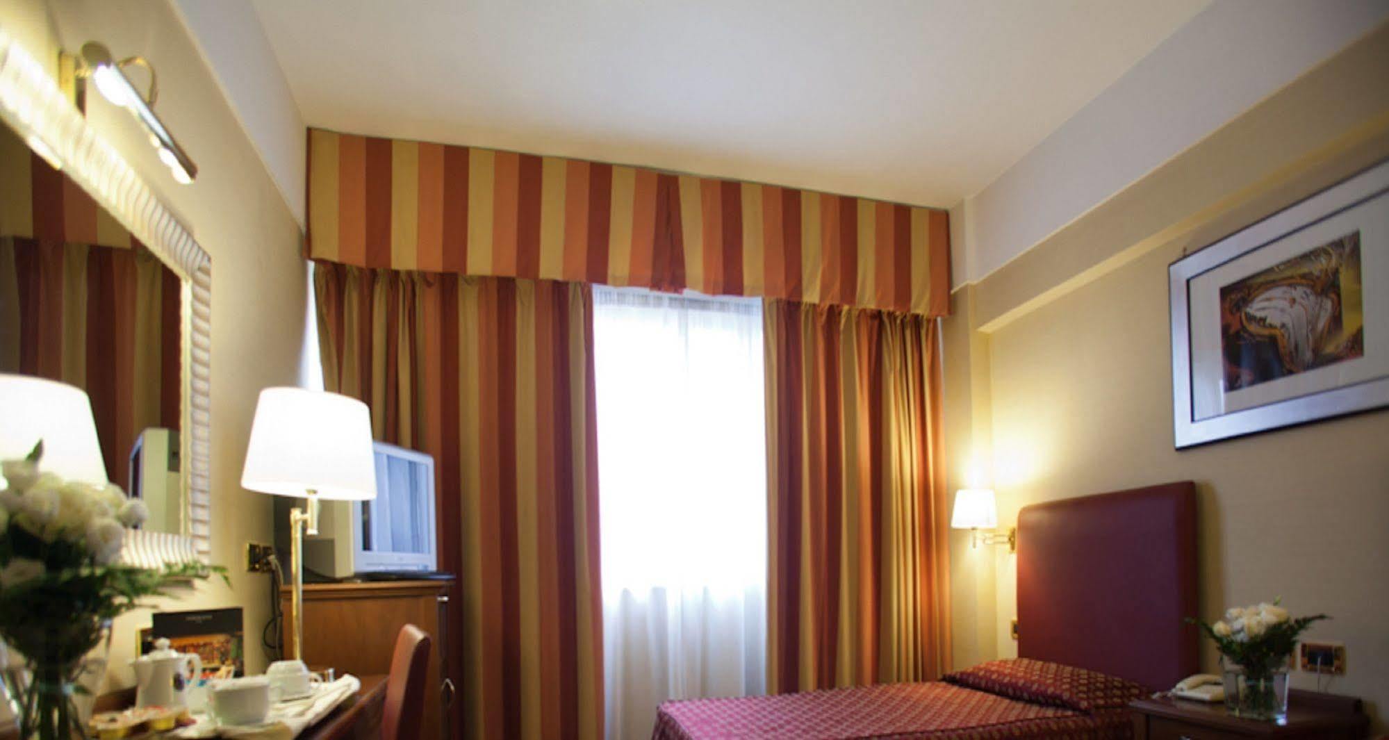 Nyx Hotel Rome By Leonardo Hotels Bagian luar foto
